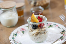 Bircher Müsli beim Frühstück im Hotel Konradshof in Besenfeld